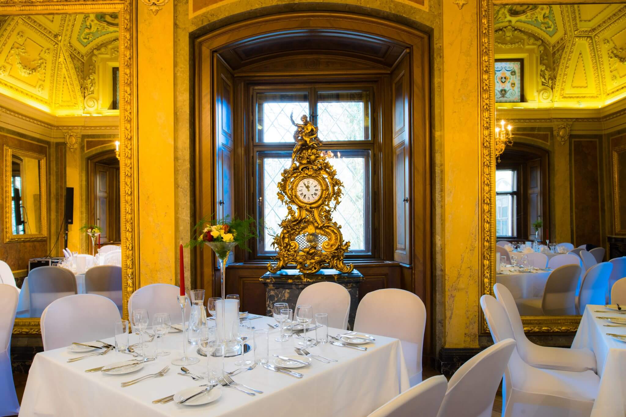 Schloss Puchberg — 02-Februar-Zeitfenster-scaled.jpg